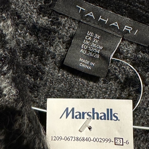 NWT sweater jacket - Picture 3 of 4